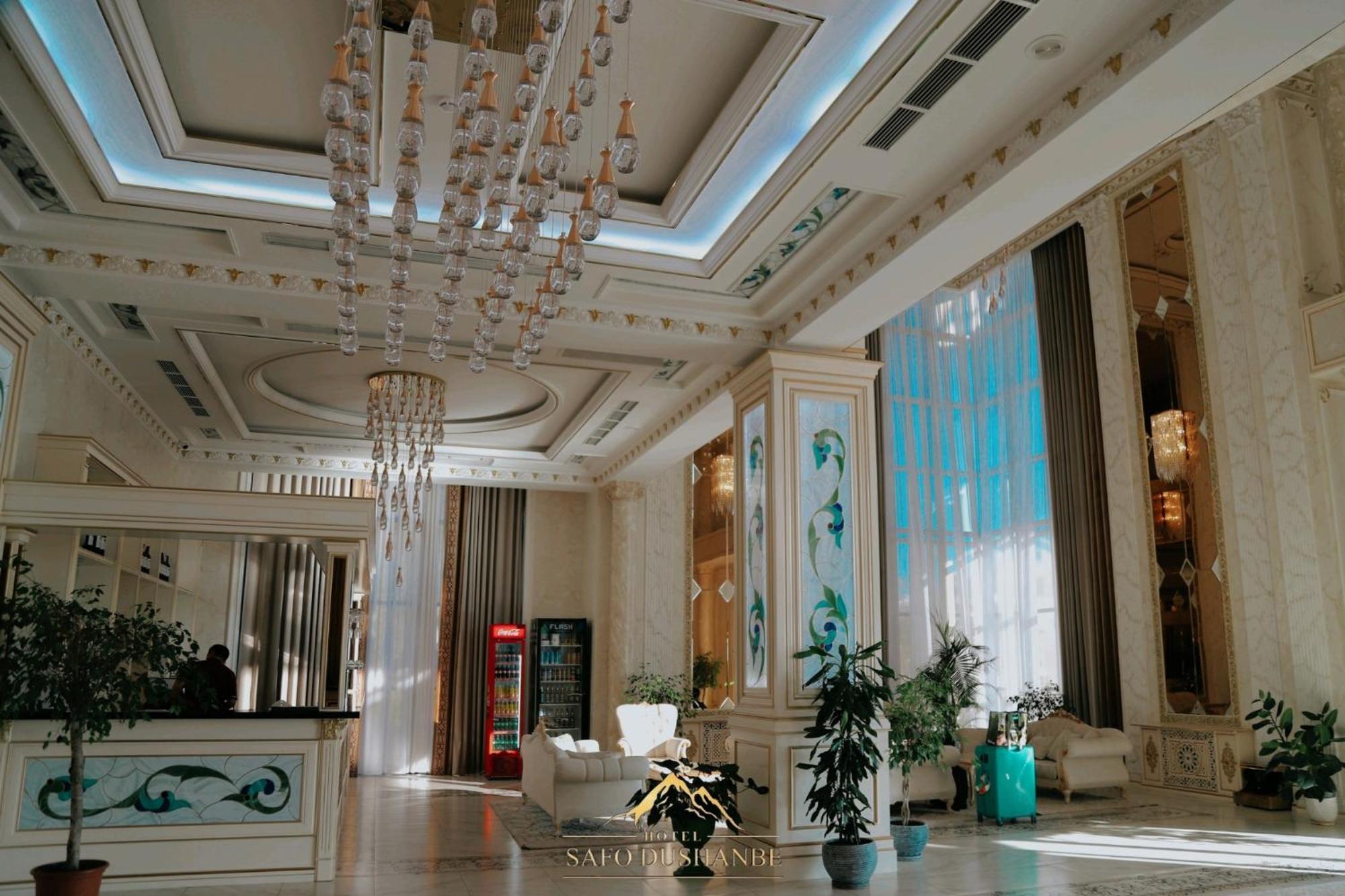 Safo Dushanbe Esterno foto